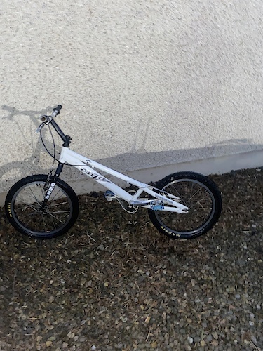 Gt best sale trials bike