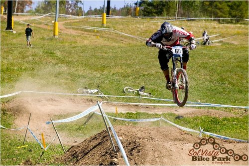 It was great to see Pinkbike team member, Derek Chambers, make the trip to Colorado for the Sol Squared race at SolVista!