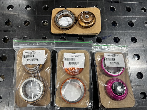 Headsets For Sale | Buy and Sell Used HeadsetsPinkbike Headsets For Sale | Buy and Sell Used HeadsetsPinkbike