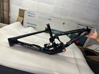 Specialized sales enduro frameset