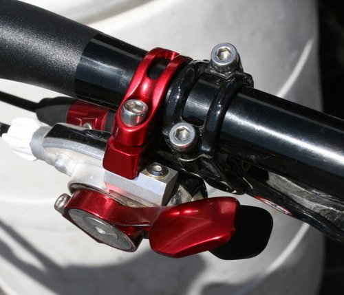 SRAM has some super special anodized parts for some of their super special riders