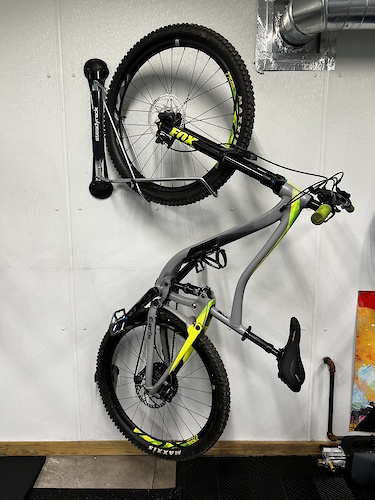 Wall Mount Bicycle Storage Rack MTB L Fits tires 1.75 - 2.25