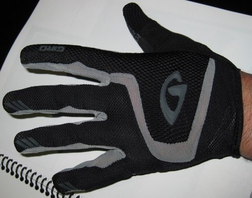 Interbike 2008 - Giro Gloves - Rivet top.
