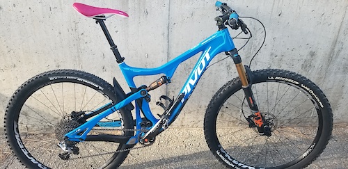 2016 pivot mach best sale 429 trail blue book