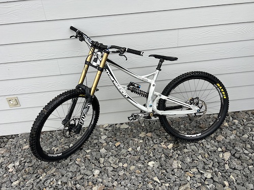 Transition TR500 27.5 フレーム Transition TR500 (2015) Frame - Reviews, Comparisons, Specs