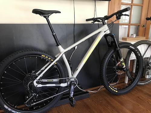 Santa cruz chameleon discount 2012