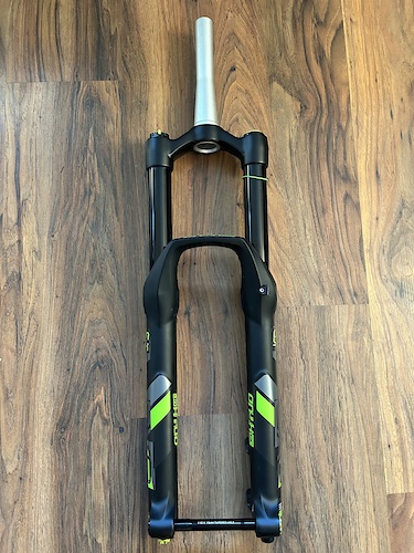 Inverted Mountainbike Suspension Fork