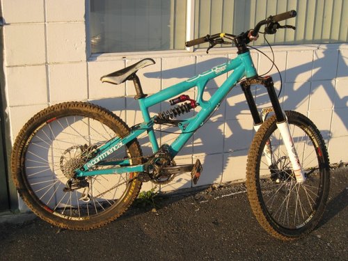 commencal furious essential