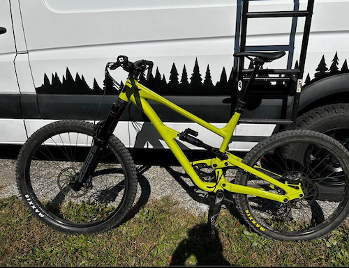 Results for yt capra Enduro Bikes For Sale Buy and Sell Used Enduro BikesPage 3 Pinkbike BuySell Search