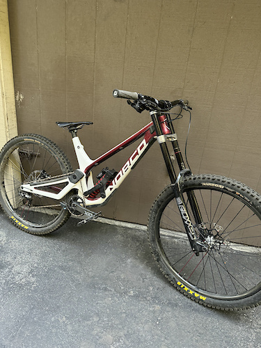 Downhill Bikes For Sale Buy and Sell Used Downhill BikesPinkbike BuySell Search