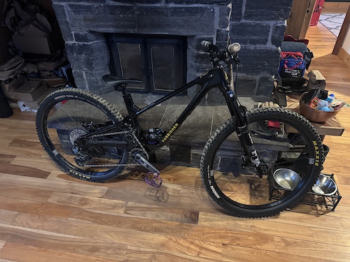 Page 2105 - Pinkbike BuySell Search