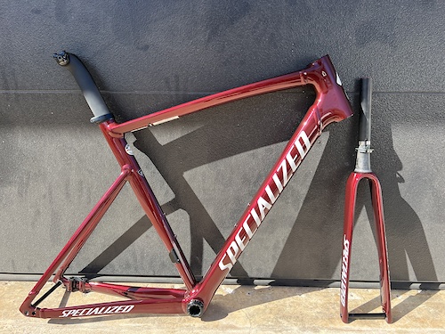 Mens Specialized Allez Large Frame 200x25c 63cm sold