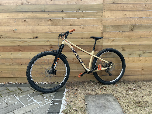 Page 2105 - Pinkbike BuySell Search