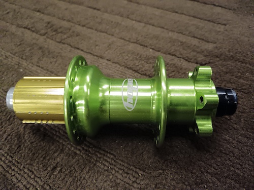 Hope BIg Un' Hubs and 5-Bolt Rotors: 1990's DH, 12x135mm