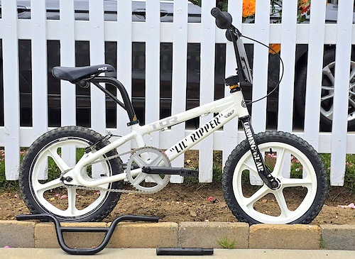 BMX Complete Bikes For Sale | Buy and Sell Used BMX Complete BMX Complete Bikes For Sale | Buy and Sell Used BMX Complete