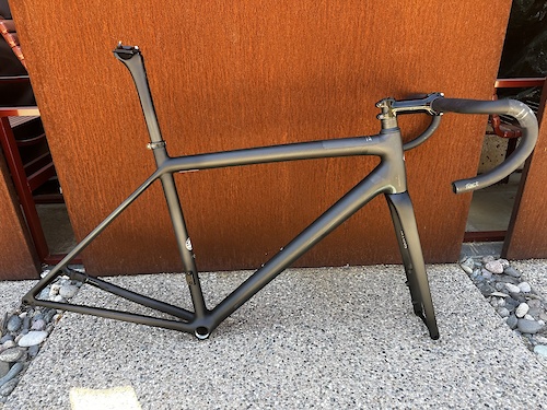 Road Bike Frames For Sale | Buy and Sell Used Road Bike FramesPinkbike  BuySell Search