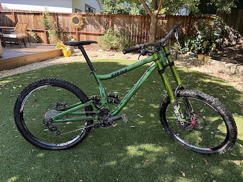 TURNER DHR サイズL 中古