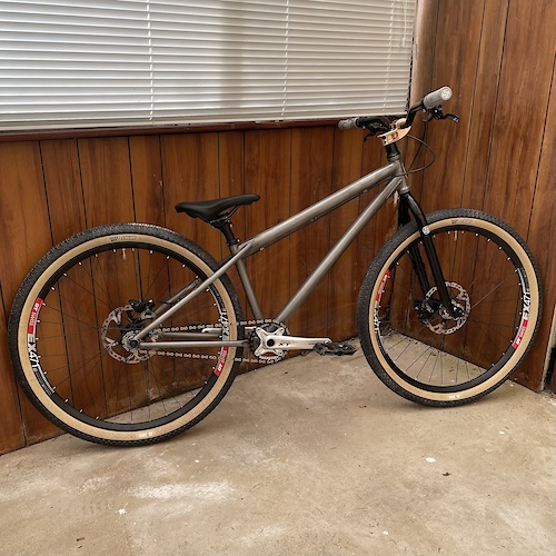 Octane One Void 2020 - Street / Dirt Jump Bike build - YouTube