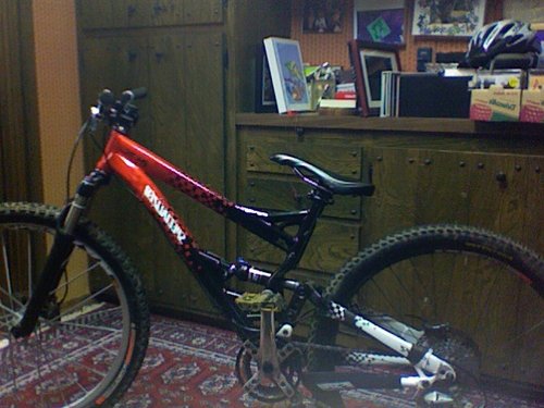 full suspension dirt jump bike