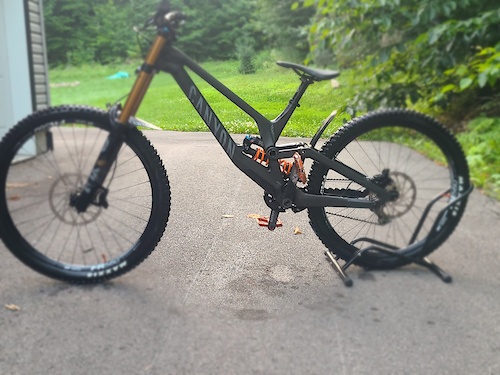 中古】 ディファレント・ワールド/CD/MID-1505 ホンダ（HONDA