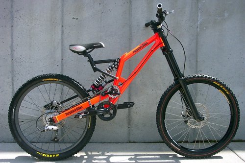 dh bikes under 2000