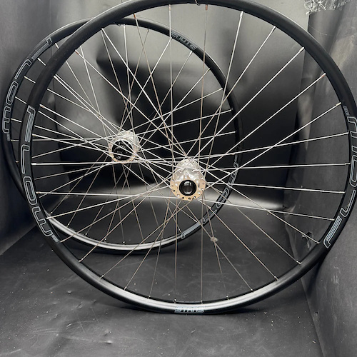 2020 Fulcrum Racing 618 disc brake wheel set For Sale