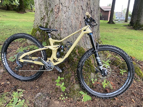 2021 Devinci Troy Carbon Small For Sale