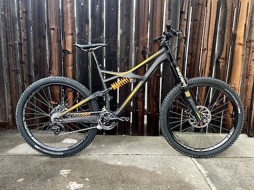 2015 Specialized Enduro Expert EVO (Large) Mountain Bike For Sale