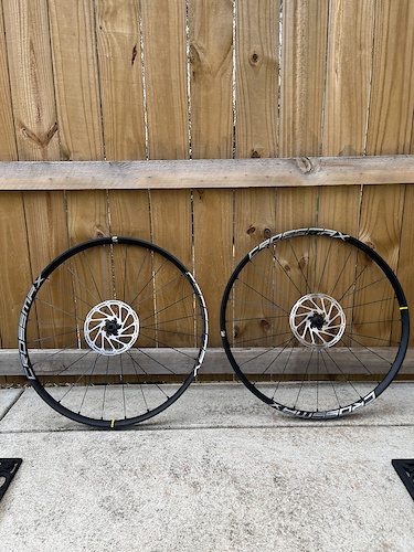 Mavic Crossmax 29 Inches Rear Wheel UST - 6-Bolt - 12x148mm Boost - SRAM XD