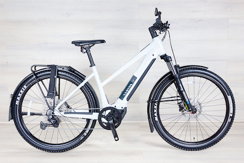 cube e-bike tiefeinsteiger 750 watt Cube Supreme Hybrid Pro 625 Easy Entry (2026) | City E-Bike |  electricblue´n´blue main image 1