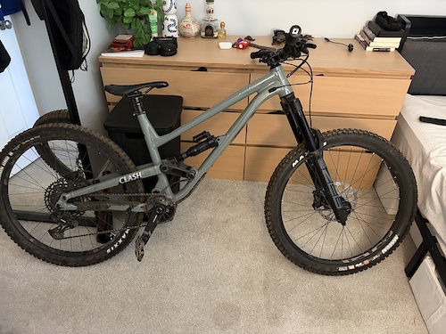 2025 Commencal Clash Ride For Sale