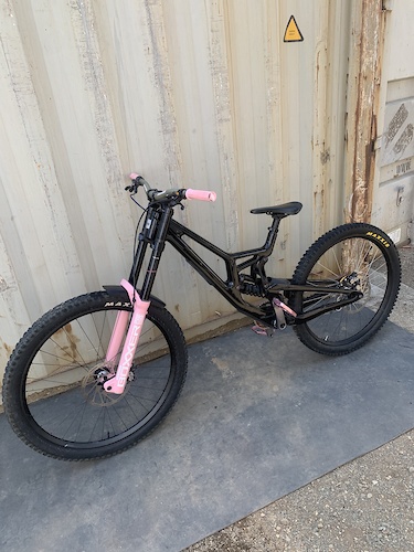 2026 Santa Cruz v10 medium black For Sale