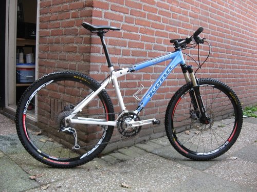 Kona kula 2024 deluxe mountain bike