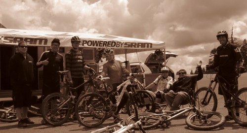 SRAM Crew enjoying their weekend in Ashland.