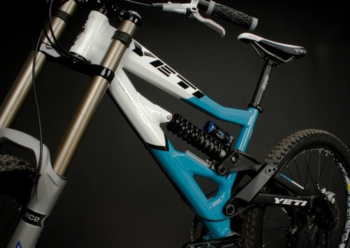 Yeti 303R DH - Linear Rail Technology! - Pinkbike