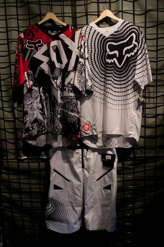 Black and Red on left, White and Black on right