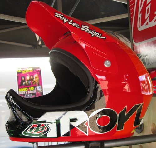 New Troy Lee D2 Graphics