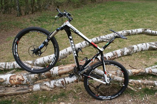 trek 8500 2010