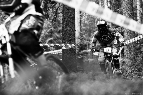 Picture from last years race.
Photo: tonirutanen.com

Pic has nice 3D feeling... (=