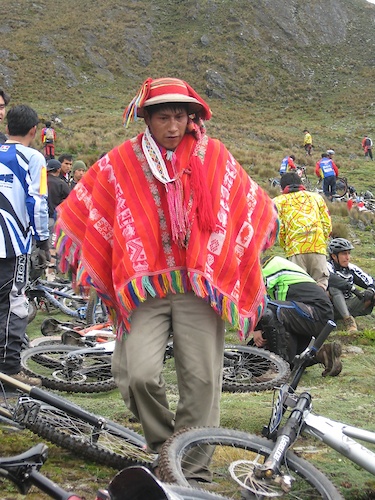 On May 1, the inaugaural 2011 Inca Downhill race will take place in Ollantaytambo, Peru. This high Andean mountain town lies just on the other side of the Veronica glacier from Machu Picchu - the Lost City of the Incans and one of the Seven Wonders of the World.