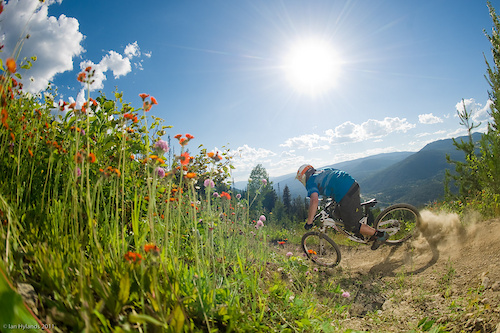 Pinkbike trip to Retallack with Mike Tyler and Ian. Riding near Retallack and the Slocan valley.