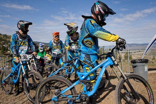 Deathrip Racing at Race the Ranch 2012

Photo credit to Clayton Racicot