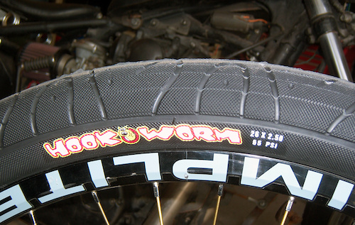 hookworm tires 26