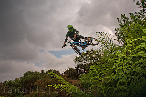 So, i would like to thank all the trails, track and jumps builders.You're doing a fantastic job out there! thankyou .photos from saturday session with Noah,Joe,Aiden,James,Luke and Ben cheers boys.