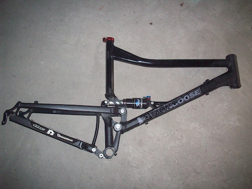 mongoose teocali frame with fox rp23 shock