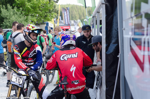 Aaron Gwin and Mick Hannah stopped by the Fox booth for a last minute discussion.