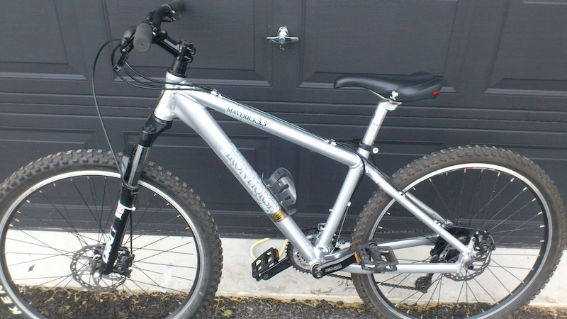 iron horse maverick 3.3 mountain bike