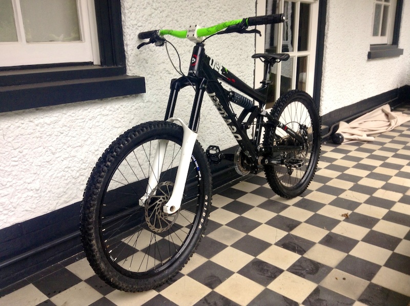 2010 Devinci Ollie Downhill/Freeride bike Medium For Sale