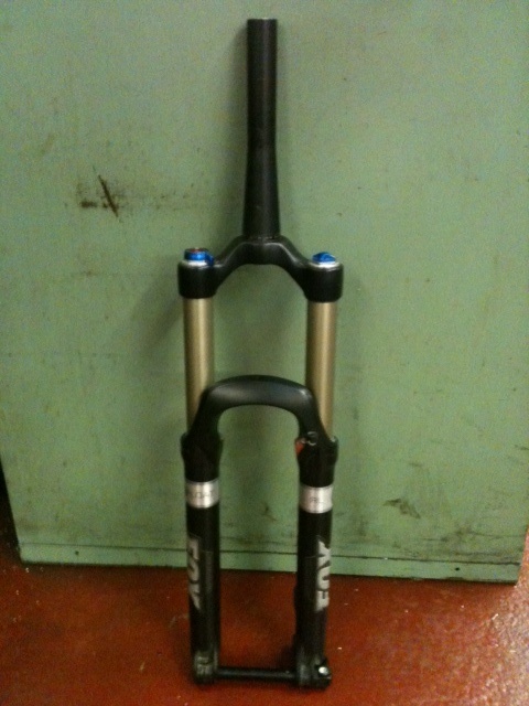 Fox float 32 rl 140mm 15mm axle tapered steerer or swaps For Sale