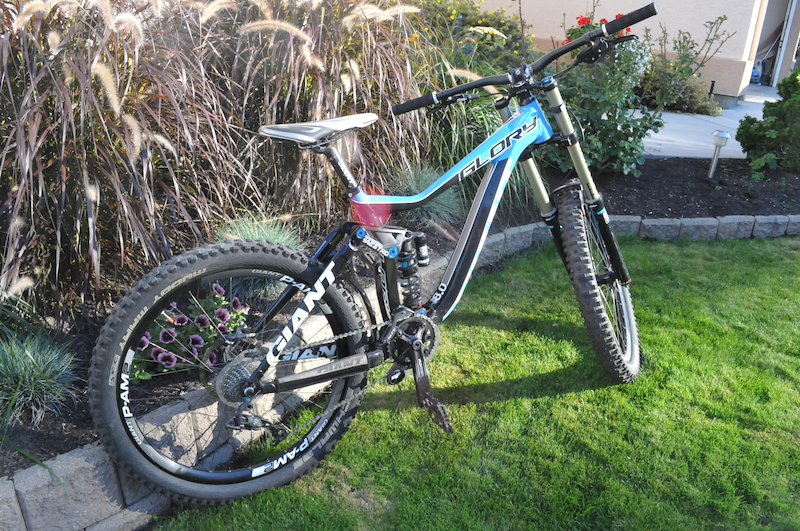 2013 giant glory 2